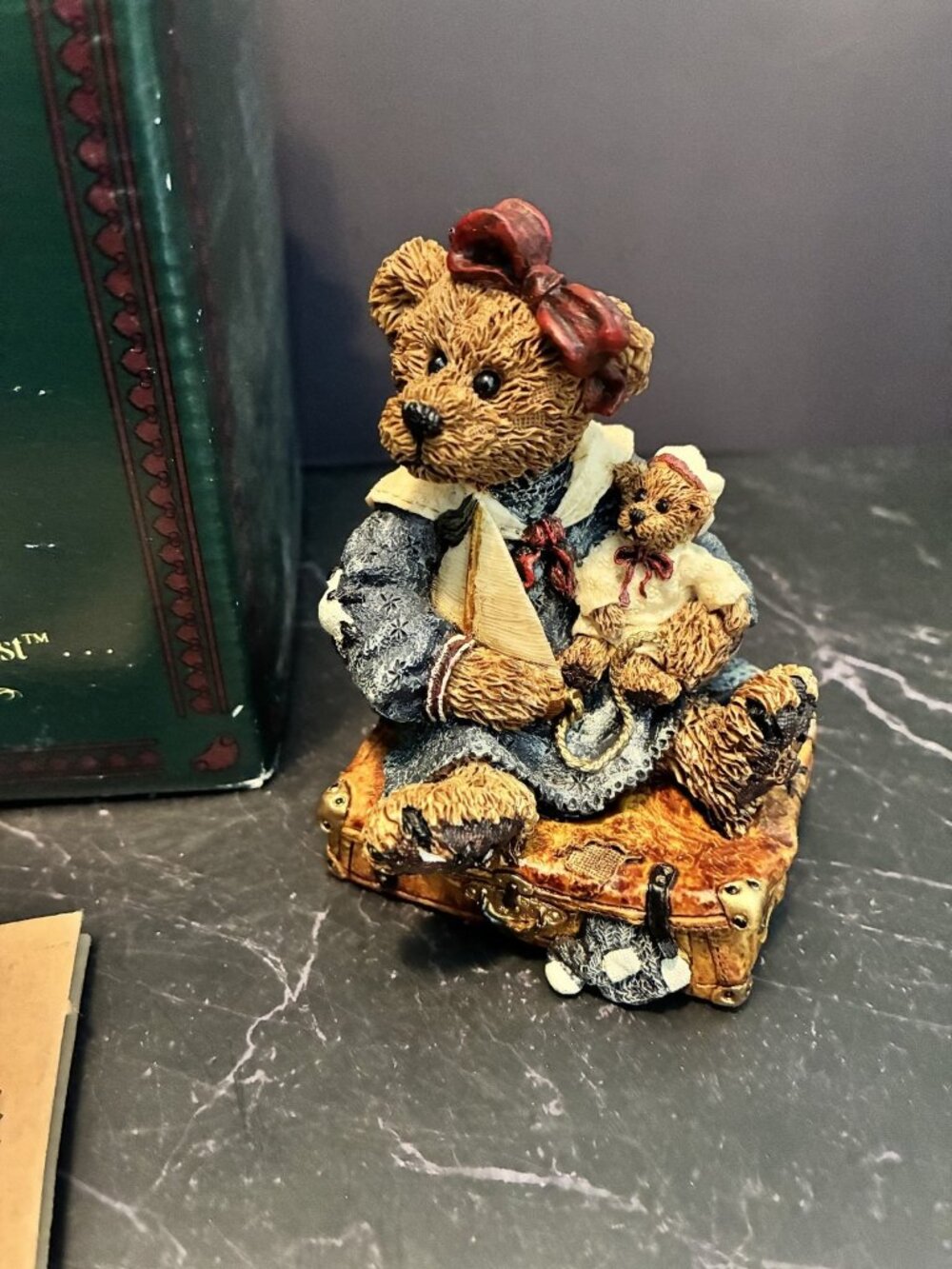 Boyds Bears & Friends Bailey Bear with Suitcase #2000 The Bearstone Collection